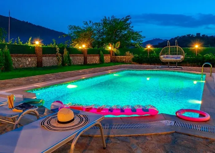 Villa Duru-villa With Private Pool For 6 People In Kayakoey *