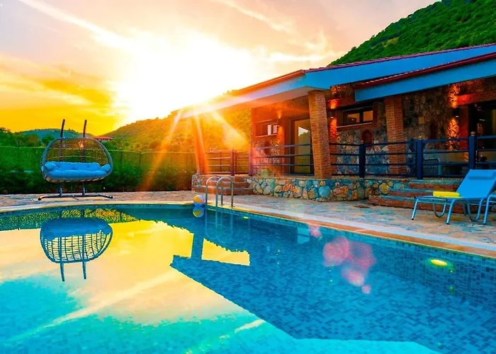 Villa Duru-villa With Private Pool For 6 People In Kayakoey